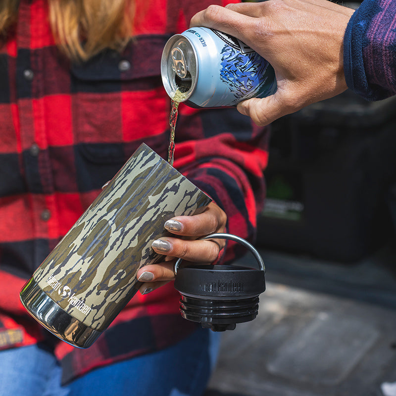 12oz-tkwide-with-cafe-cap-mossy-oak-d5 12oz_tumbler_mossyoak_bottomlands_beer_pour_square.jpg