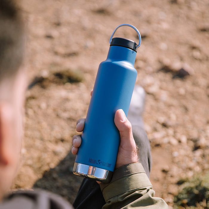 classic-loop-cap-u6 K20VCNPPL-RT-bottle_loop_cap_blue_lifestyle.jpg