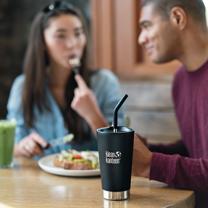 steel-straw-8mm-i3 coffee-tumbler-metal_straw_lifestyle.jpg
