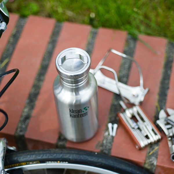 classic-steel-loop-cap-g1 stainless_bottle_cap_bike_parts_lifestyle.jpg